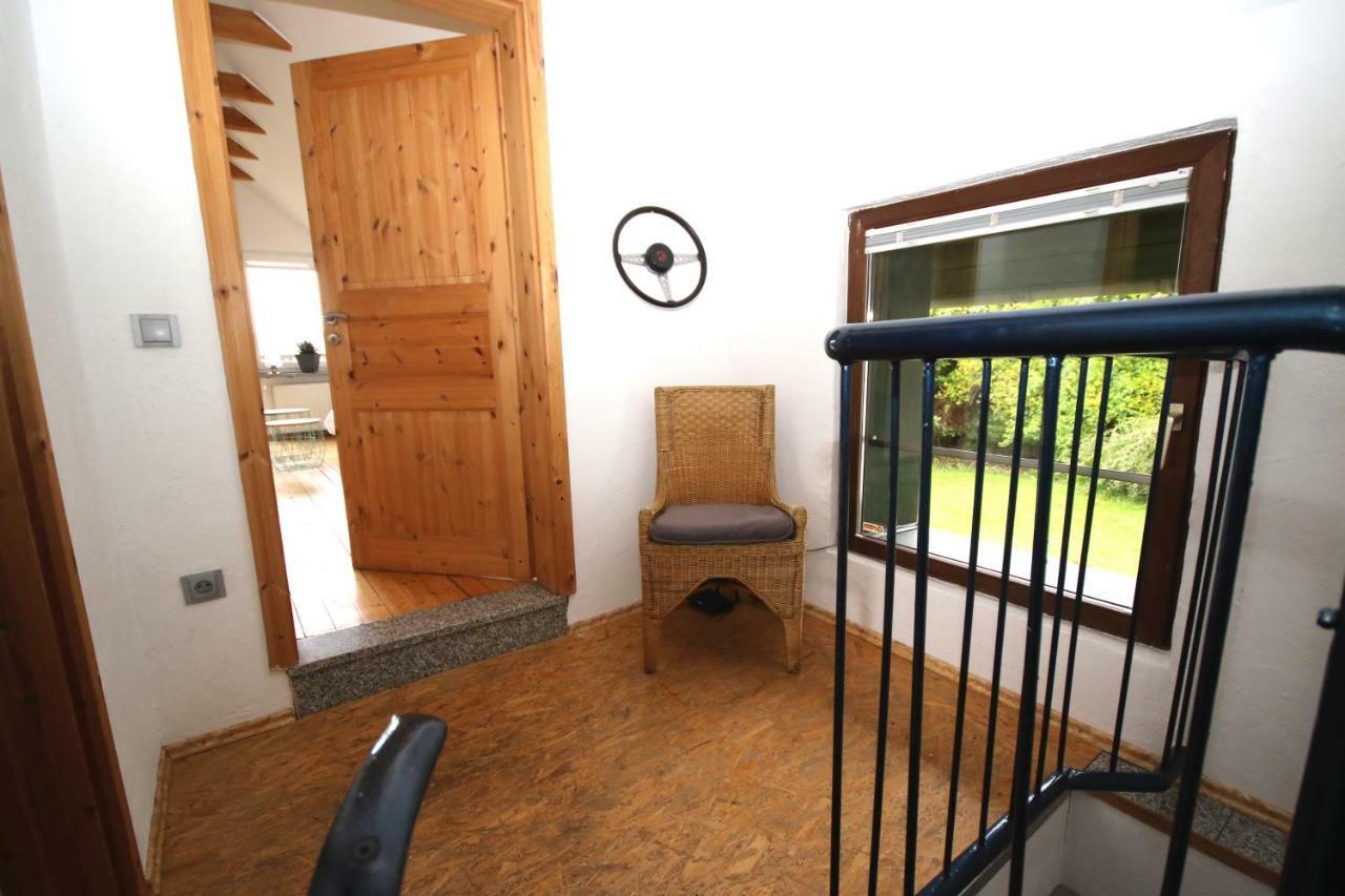 Kleines Haus Mitten In Der Natur Mit Eigener Terrasse Und Sonnenbalkon Halver Buitenkant foto